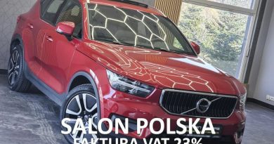 Volvo XC40 (2022)