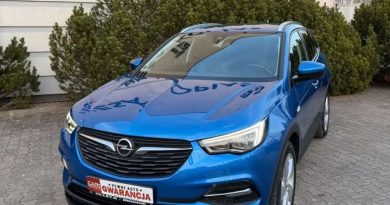Opel Grandland X (2017) Opel Grandland X (2017)