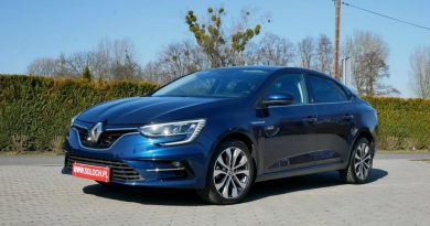 Renault Megane (2024) Renault Megane (2024)